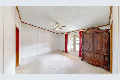 718 S State St, Genola, UT 84655 - Photo 8