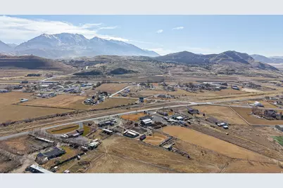 718 S State St, Genola, UT 84655 - Photo 38