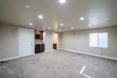 757 W Gallant Dr, Bluffdale, UT 84065 - Photo 12