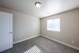 757 W Gallant Dr, Bluffdale, UT 84065 - Photo 10