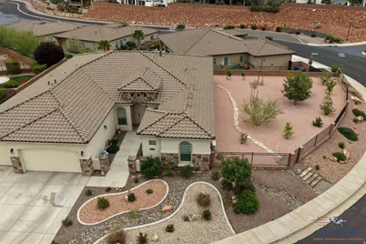 2030 N Reserve Pkwy, Washington, UT 84780 - Photo 2