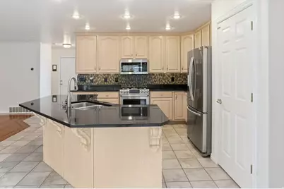 624 E Rocky Knoll Ln S, Draper, UT 84020 - Photo 18