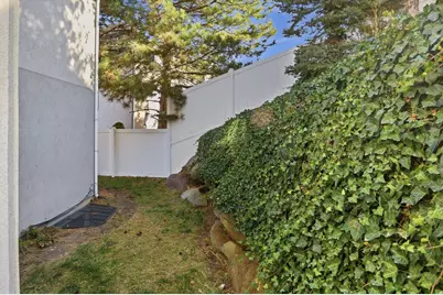 624 E Rocky Knoll Ln S, Draper, UT 84020 - Photo 58