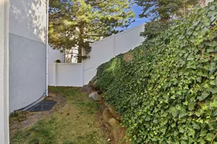 624 E Rocky Knoll Ln S, Draper, UT 84020 - Photo 58