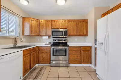 4571 S Stonewood Dr, West Valley, UT 84119 - Photo 12