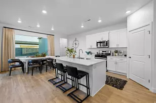 1915 S Cyclone Dr, Washington, UT 84780 - Photo 10