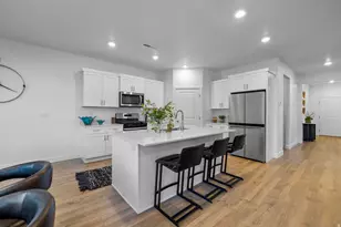 1915 S Cyclone Dr, Washington, UT 84780 - Photo 12