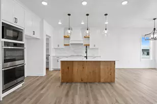 613 S 175 E, Hyde Park, UT 84318 - Photo 4