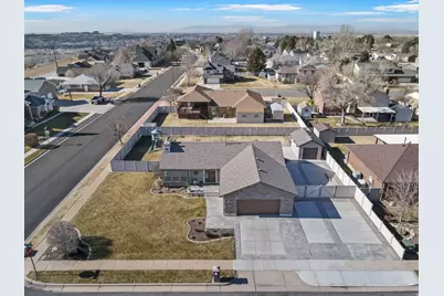 5581 S 100 W, Washington Terrace, UT 84405 - Photo 4