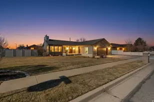 5581 S 100 W, Washington Terrace, UT 84405 - Photo 2