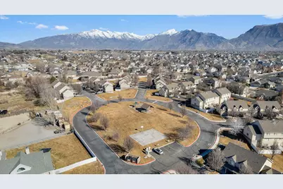 414 N 1322 E, Lehi, UT 84043 - Photo 32