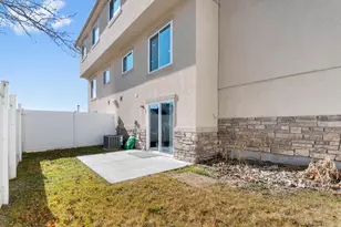 414 N 1322 E, Lehi, UT 84043 - Photo 22