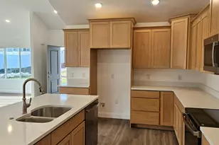 224 E 850 St N, Tooele, UT 84074 - Photo 4