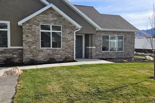 224 E 850 St N, Tooele, UT 84074 - Photo 2