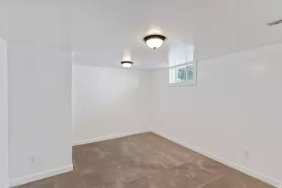 73 E 400 S, Logan, UT 84321 - Photo 18