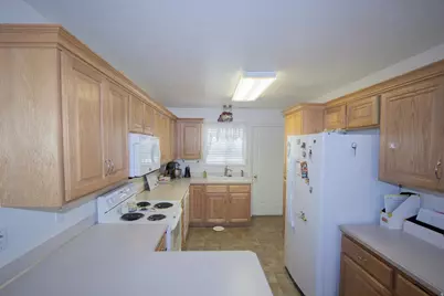 289 N Mountain View Ln, Providence, UT 84332 - Photo 4