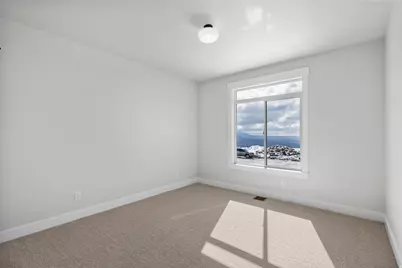 656 E Mountain Rd N, North Ogden, UT 84414 - Photo 20