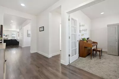 3001 S Lori Ln, Saratoga Springs, UT 84045 - Photo 30