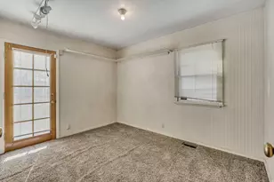 220 E Pioneer Ave, Sandy, UT 84070 - Photo 20