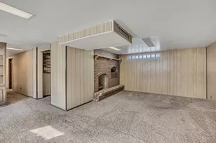 220 E Pioneer Ave, Sandy, UT 84070 - Photo 22