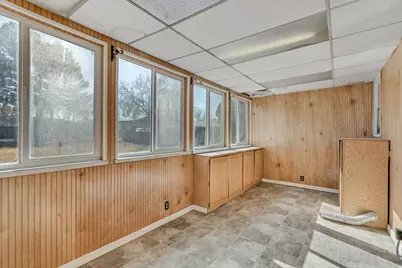 220 E Pioneer Ave, Sandy, UT 84070 - Photo 16