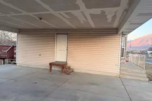 643 E 400 N, Payson, UT 84651 - Photo 18