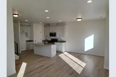 1115 W 1580 N #169, Salem, UT 84653 - Photo 2