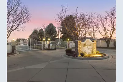 2421 Renaissance Ct, Pleasant Grove, UT 84062 - Photo 30