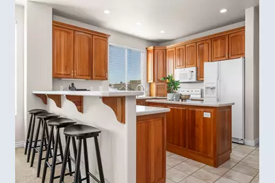 2421 Renaissance Ct, Pleasant Grove, UT 84062 - Photo 12