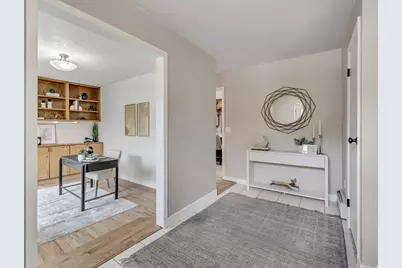 3071 E 7335 S, Cottonwood Heights, UT 84121 - Photo 2