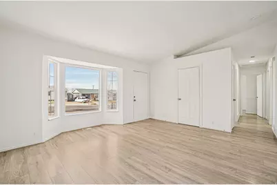 47 S 3rd St, Tooele, UT 84074 - Photo 10