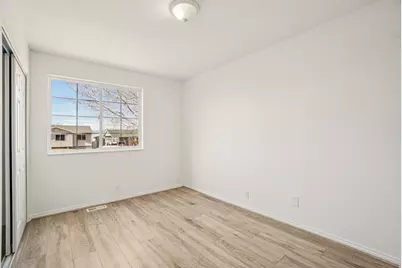 47 S 3rd St, Tooele, UT 84074 - Photo 12