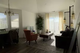 90 E Resaca Dr, Sandy, UT 84070 - Photo 2