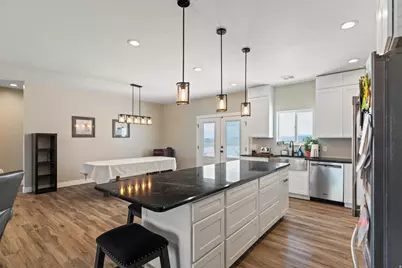 1218 E Highline Rd, Loa, UT 84747 - Photo 4