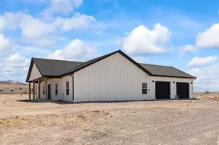 1218 E Highline Rd, Loa, UT 84747 - Photo 32