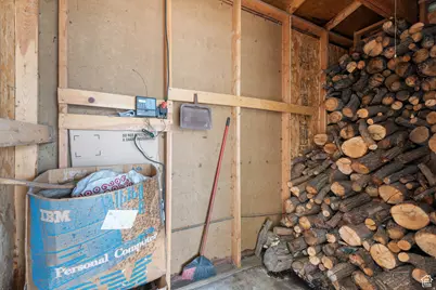 638 N 800 W, Centerville, UT 84014 - Photo 20