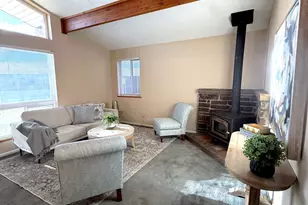 638 N 800 W, Centerville, UT 84014 - Photo 2