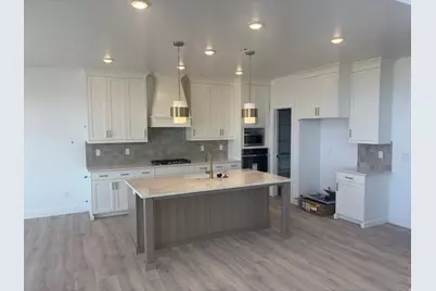 33 E 1690 S #112, Salem, UT 84653 - Photo 4