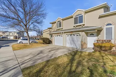 6961 S Florentine Way W, West Jordan, UT 84084 - Photo 2