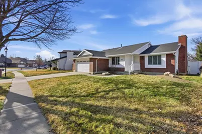 1411 E Vintry Ln, Murray, UT 84121 - Photo 2