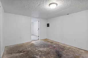 4496 W 5415 S, Kearns, UT 84118 - Photo 24