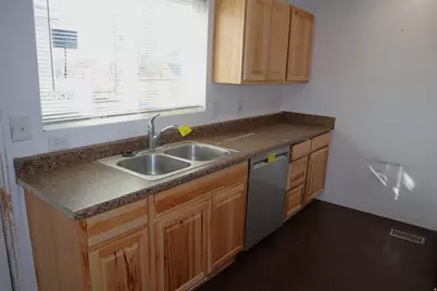 4496 W 5415 S, Kearns, UT 84118 - Photo 10
