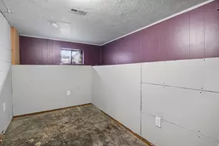 4496 W 5415 S, Kearns, UT 84118 - Photo 26