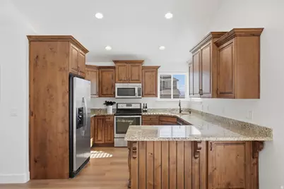 3857 W Belfry Cir S, South Jordan, UT 84095 - Photo 10