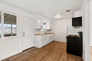 4905 S Southridge Dr W, Taylorsville, UT 84129 - Photo 4