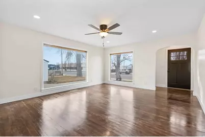 170 W 200 S, Vernal, UT 84078 - Photo 2
