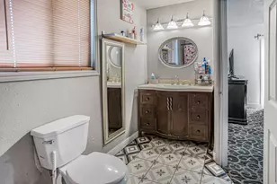 1071 Amiga Dr W, Salt Lake City, UT 84104 - Photo 8