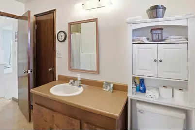 380 N 200 W, Logan, UT 84321 - Photo 16