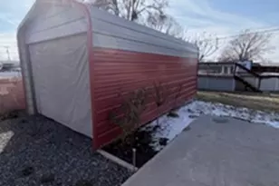 5427 S 2200 W, Roy, UT 84067 - Photo 16