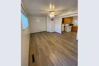 525 Brookside Pl, Logan, UT 84341 - Photo 10